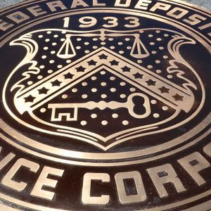 FDIC Highlights 'Novel and Complex' Crypto Risks in Annual Review