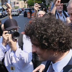 Bankman-Fried Allowed Limited Hours Outside Jail for Legal Consultation
