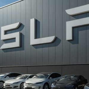 Tesla Up 10% on Prediction Its AI Chips Will Outperform Nvidia's