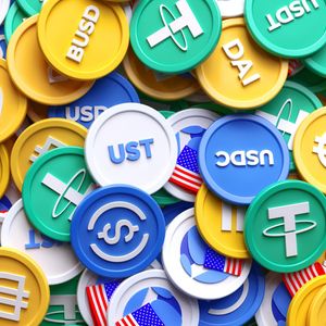 Yield Generating Stablecoin USDR Loses Peg, Plummets to $0.50