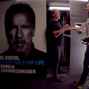 Arnold Schwarzenegger Fakes AI Advice in Gym Stunt