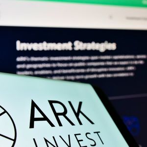Cathie Wood's Ark Invest Sells $3.8M In Grayscale Shares, Snaps Up $5.6M in Block