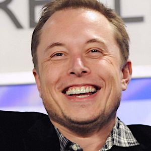 Elon Musk Biopic In the Works at A24 With Darren Aaronofsky Directing
