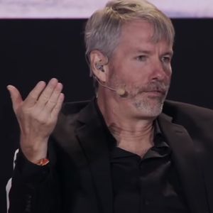 Michael Saylor to Sell $216 Million in MicroStrategy Stock Options, Buy More Bitcoin