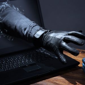 Ripple Founder Hacked for $113 Million, XRP Drops 5%