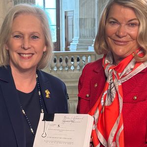 'Bitcoin Senator' Lummis Leads Push for US Stablecoin Legislation
