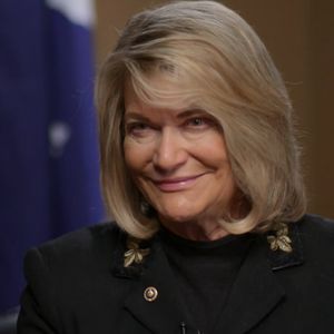 'Bitcoin Senator' Cynthia Lummis Blasts DOJ Stance on Private Crypto Wallets