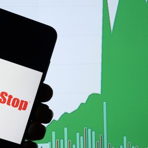 GameStop Solana Meme Coin GME Up 467% Ahead of Roaring Kitty Stream