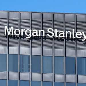 Morgan Stanley Advisors Given Go-Ahead to Pitch Bitcoin ETFs to Investors