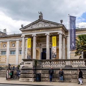 NFTs Get the Last Word at Ashmolean’s ‘Money Talks’ Exhibition