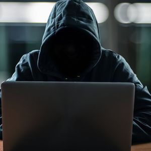 Massive Twitter Hack Tries, Fails to Promote Crypto Scam in 'Most Incompetent' Hack of the Year