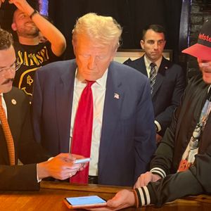 This Week on Crypto Twitter: Trump Devours the Timeline, Iggy Azalea's Twerk Dispute