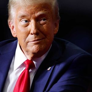 Crypto.com Dropped Its SEC Lawsuit Just as CEO Met With Donald Trump