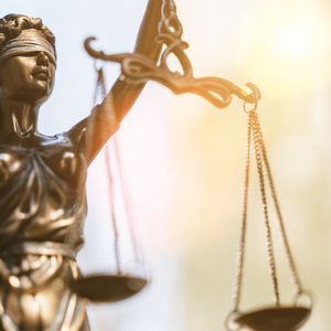 Judge Freezes SEC Lawsuit Against Coinbase Amid 'Conflicting' Crypto Rulings