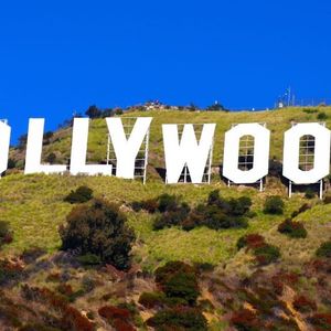 Solana Meme Coin Pumps—Then Dumps—After Promoter Climbs Hollywood Sign