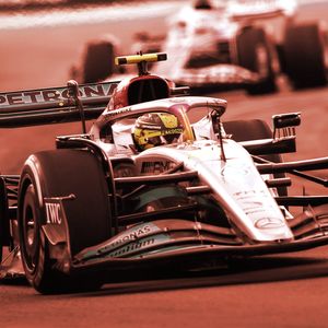 Mercedes F1 Team Suspends FTX Deal Amid Company's Collapse