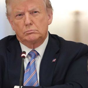 Trump to Host Two Crypto Dinners This Month Amid Growing Ethics Concerns