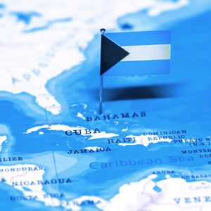 Would-Be Crypto Sleuths Converge on Bahamas to Hunt for SBF