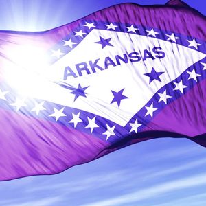 Arkansas Electric Utility to Offer Energy Sweetener to Battered Crypto Miners