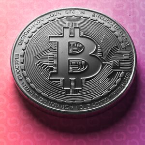 Bitcoin Pushes Higher as Macro Tests Loom