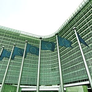 EU Lawmakers Pave Way for Stricter Crypto Rules for Banks