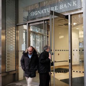 Signature Bank Non-Crypto Related Deposits to Be Assumed by New York Community Bancorp Unit: FDIC