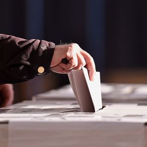 Crypto Exchange Aggregator 1inch Proposes Diluting Some Insiders' Voting Power