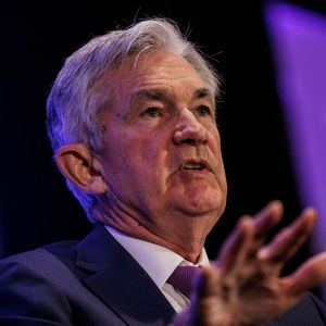 Fed Preview: Bitcoin Market Skews Bearish as Analysts Anticipate 'Hawkish Rate-Hike Pause'