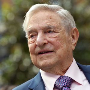 A Crypto Lesson From George Soros Amid Binance and Coinbase Accusations