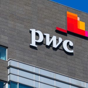 Hedge Funds' Long-Term Crypto Interest Remains Robust Even as Proportion Investing Drops: PwC