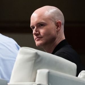 Coinbase CEO Brian Armstrong Asks Twitter Followers if Their BofA Accounts Were Closed Because of Crypto Transactions
