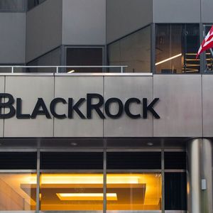 BlackRock CEO Larry Fink Talks Up Crypto Demand From Gold Investors