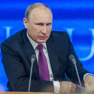 Putin Signs Digital Ruble Law Making a CBDC Possible in Russia