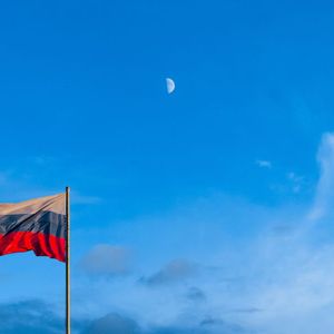 Amid Sanctions, Bitcoin Mining Machines Are ‘Flowing’ Into Russia, as Industry Thrives