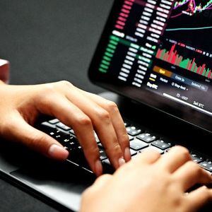Bitcoin Rallies Keep Getting Quickly Sold – What's Up?