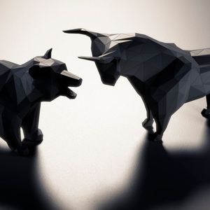 Bitcoin at 'Risk of Falling,' Ether ETFs Lacklustre Performance Dismays Traders