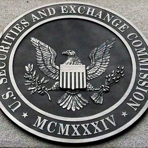 Coinbase Says SEC is Attempting to ‘Redefine Definition of an Investment Contract’
