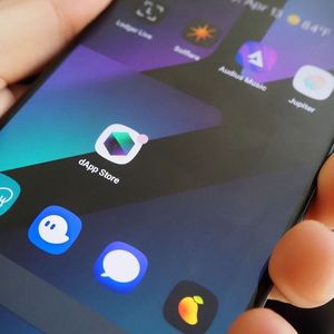 Future of Solana's Hyped Saga Phone Is 'Under Internal Discussion' as Sales Figures Fail to Wow