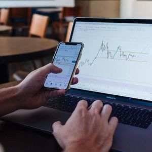 First Mover Americas: BlackRock, SEC Discuss ETF Listing Rules