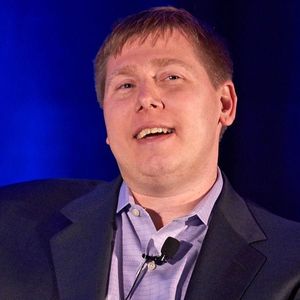 Barry Silbert Resigns as Grayscale Chairman, to Be Replaced by Mark Shifke