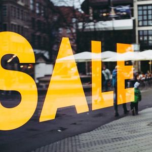 BlackRock, ARK 21Shares Cut Bitcoin ETF Fees