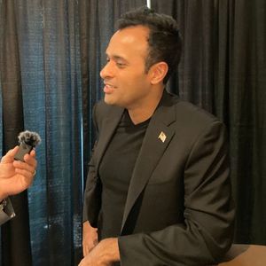 Vivek Ramaswamy, Crypto-Friendly U.S. Presidential Candidate, Suspends Campaign