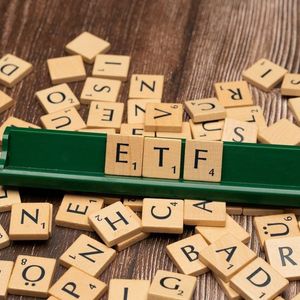 Bitcoin ETFs Smash $10B Trading Volume Record Amid Wild BTC Price Action