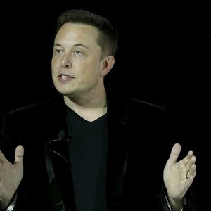 Elon Musk Will Likely Remain Tesla CEO, and Tweet Non-Stop: Prediction Markets