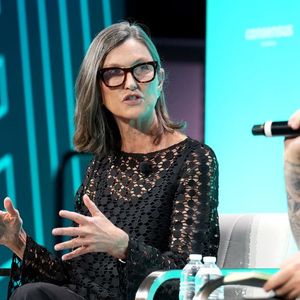 Cathie Wood Says Ether ETF Filings Were Approved Because Crypto Is an Election Issue