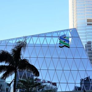 Standard Chartered Is Building a Spot BTC, ETH Trading Desk: Bloomberg
