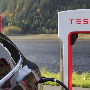 Musk’s Tesla Still Holds $780M Bitcoin, Arkham Says, Ahead of TSLA Earnings