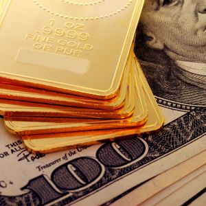 Gold-Backed Tokens Outperform as ‘Bond King’ Gundlach Sees Precious Metal Hitting $4,000