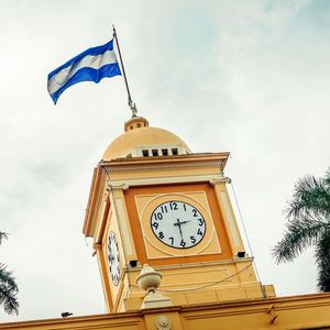 El Salvador's President Nayib Bukele and Tron's Justin Sun to Buy One Bitcoin Every Day