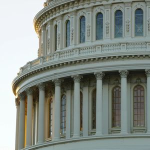 How the Democrats’ Path to 2026 Victory Goes Through Decentralized Crypto